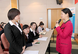 “凝心聚力、團(tuán)結(jié)奮進(jìn)”2013年綠之韻集團(tuán)員工拓展訓(xùn)練營成功舉行