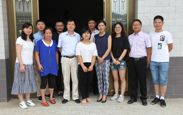 “夢想照進(jìn)現(xiàn)實”綠之韻公益行動——幫堅韌女孩圓大學(xué)夢